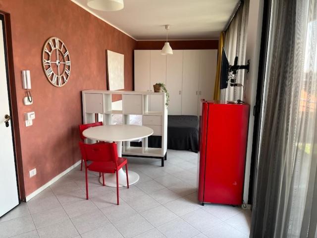 Gerenzano Apartments エクステリア 写真